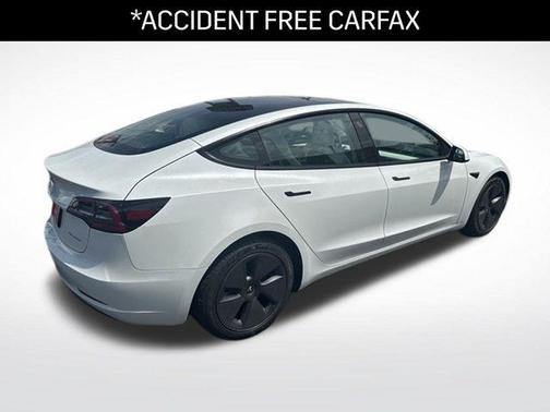 Pearl White Multi-Coat 2023 Tesla Model 3 Long Range