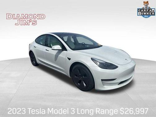 Pearl White Multi-Coat 2023 Tesla Model 3 Long Range