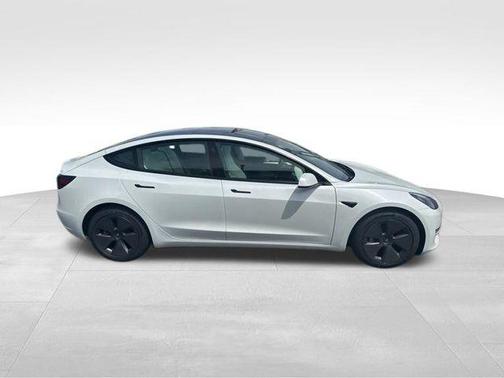 Pearl White Multi-Coat 2023 Tesla Model 3 Long Range