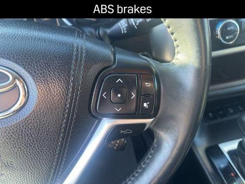 2016 Toyota Highlander Limited Platinum