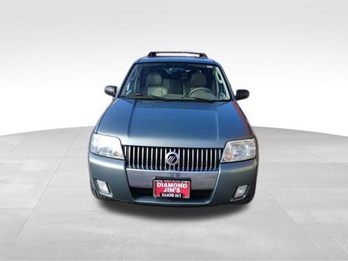 Light Tundra Clearcoat Metallic 2006 Mercury Mariner Luxury