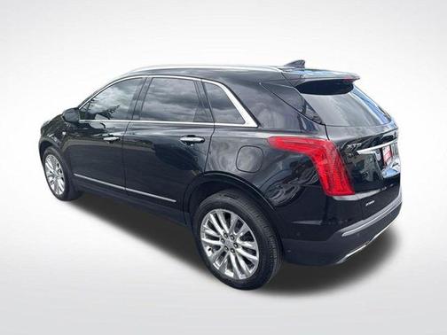 Stellar Black Metallic 2018 Cadillac XT5 Platinum