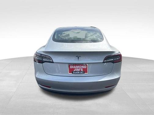 Silver 2018 Tesla Model 3 Performance