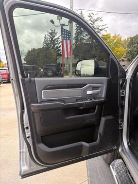 Billet Silver Metallic Clearcoat 2022 RAM 2500 Big Horn Crew Cab 4x4 6'4' Box