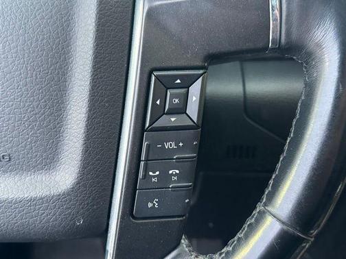 2016 Lincoln Navigator Select