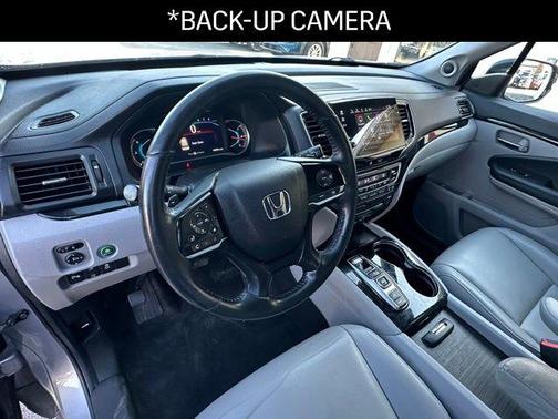 2022 Honda Pilot Touring 8-Passenger