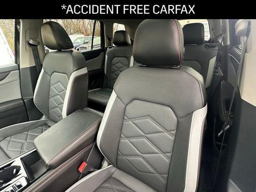 2024 Volkswagen Atlas 2.0T SE w/Technology 4MOTION