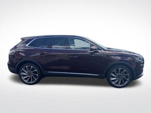 Burgundy Velvet Metallic Tinted Clearcoat 2023 Lincoln Nautilus Reserve