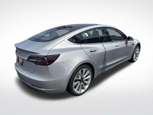 Silver 2018 Tesla Model 3 Long Range