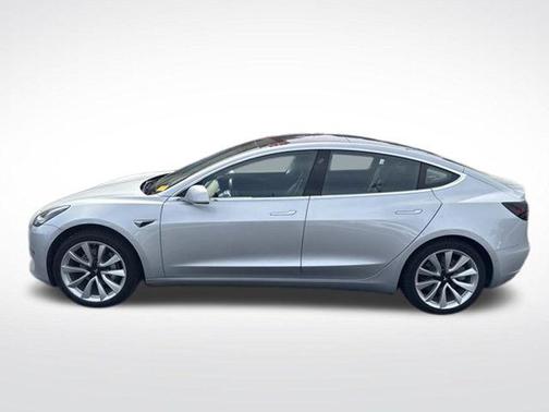 Silver 2018 Tesla Model 3 Long Range