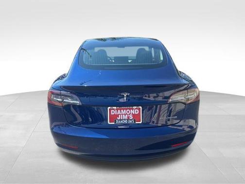 Deep Blue Metallic 2018 Tesla Model 3 Performance