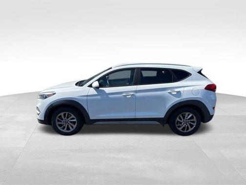 Dazzling White 2017 Hyundai TUCSON Eco