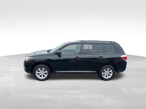 Black 2012 Toyota Highlander SE