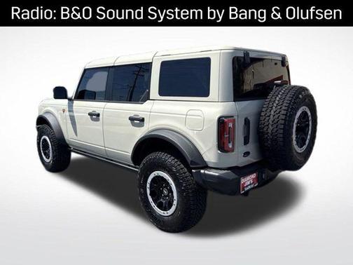 Desert Sand 2025 Ford Bronco Badlands