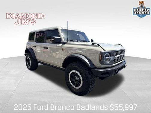 Desert Sand 2025 Ford Bronco Badlands