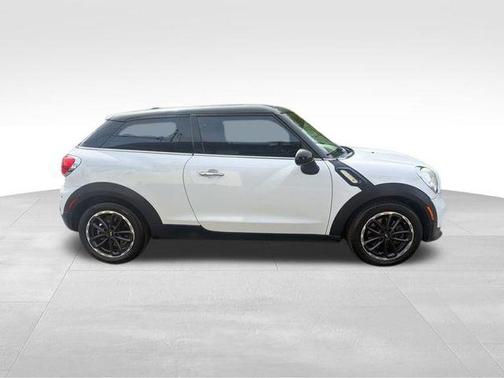 Light White 2015 MINI Paceman Cooper S