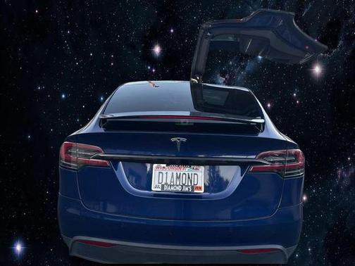 2023 Tesla Model X Base