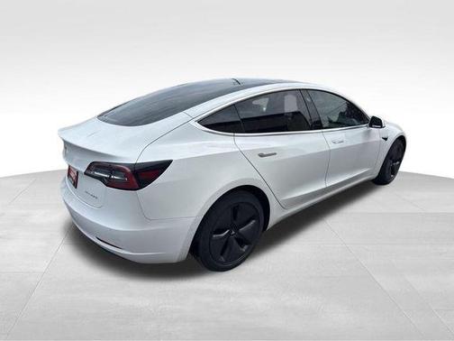 Pearl White Multi-Coat 2018 Tesla Model 3 Long Range