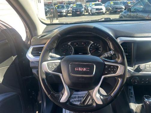 2017 GMC Acadia SLT-1