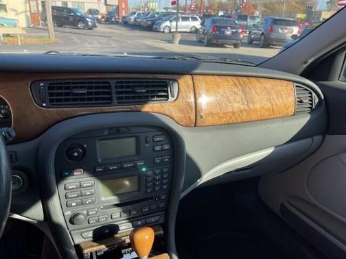 2003 Jaguar S-Type 3.0 for sale in Milwaukee, WI - image 32