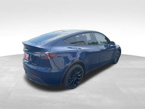 Deep Blue Metallic 2023 Tesla Model Y Long Range Dual Motor All-Wheel Drive