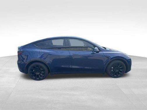 Deep Blue Metallic 2023 Tesla Model Y Long Range Dual Motor All-Wheel Drive