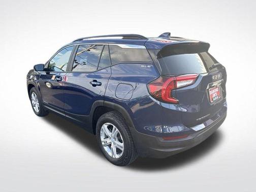 Marine Metallic 2022 GMC Terrain SLE