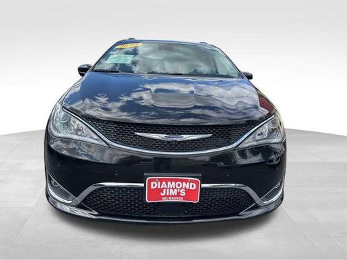 2020 Chrysler Pacifica Touring-L Plus