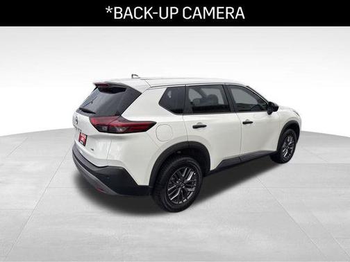 Glacier White 2023 Nissan Rogue S