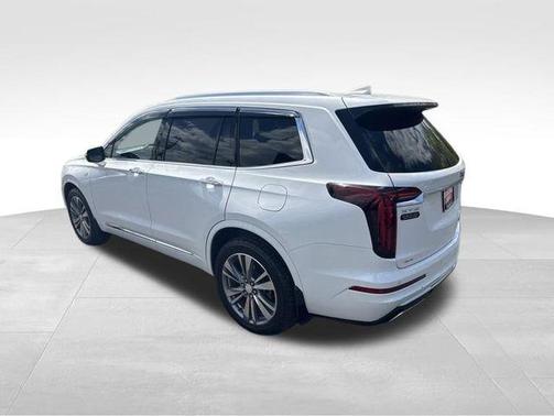 Crystal White Tricoat 2021 Cadillac XT6 Premium Luxury AWD