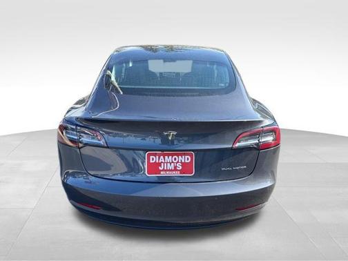 Gray 2019 Tesla Model 3 Long Range