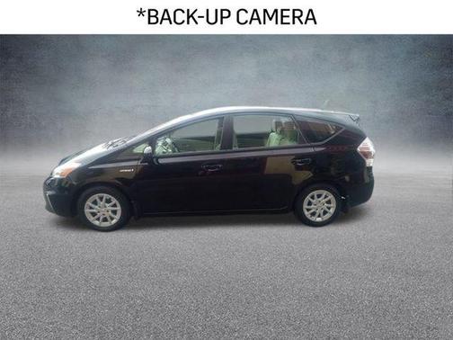 2014 Toyota Prius v Two