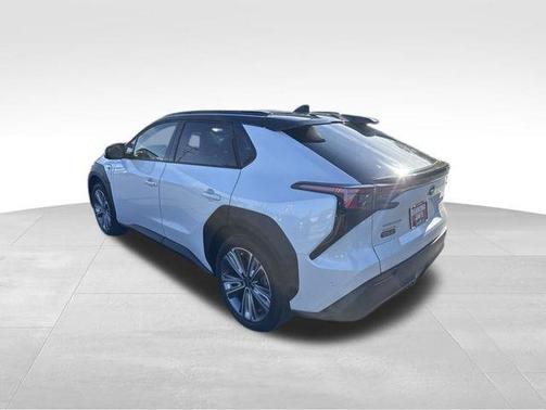 Cosmic White Pearl 2-Tone 2023 Subaru Solterra Touring