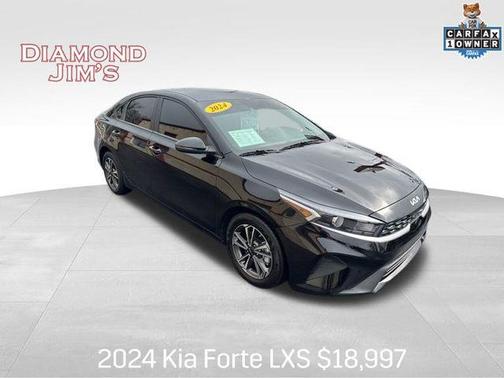 Aurora Black 2024 Kia Forte LXS
