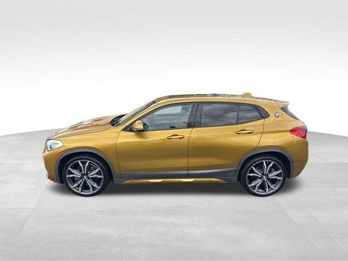 Galvanic Gold Metallic 2018 BMW X2 xDrive28i