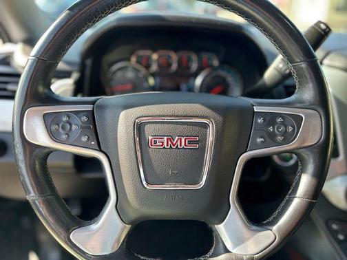 2017 GMC Yukon XL SLT