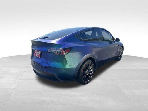 Pearl White Multi-Coat 2022 Tesla Model Y Performance Dual Motor All-Wheel Drive
