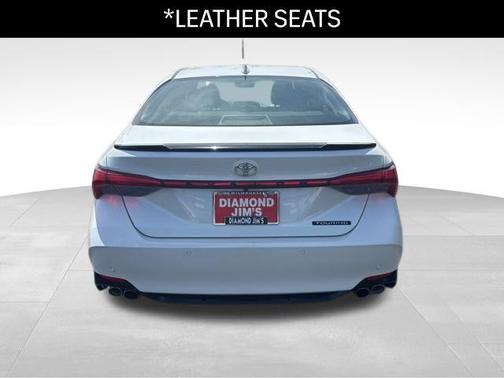 Pearl 2019 Toyota Avalon Touring