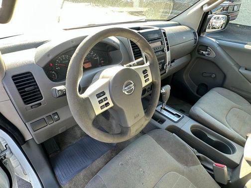 2016 Nissan Frontier S