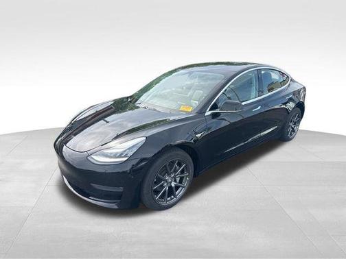 Solid Black 2019 Tesla Model 3 Standard Range Plus