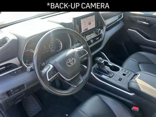 2023 Toyota Highlander Hybrid XLE
