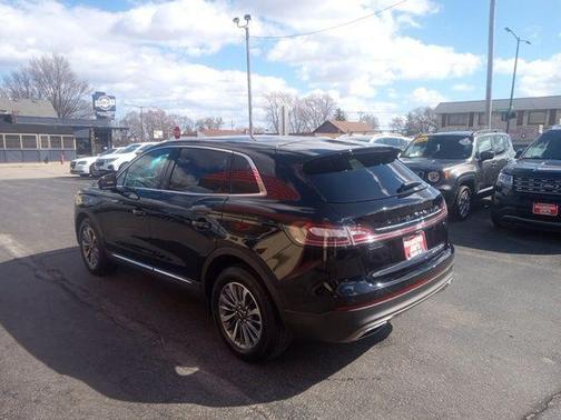 2021 Lincoln Nautilus Reserve