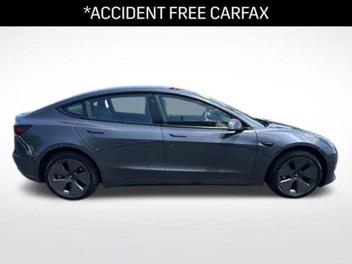 Midnight Silver Metallic 2023 Tesla Model 3 Long Range