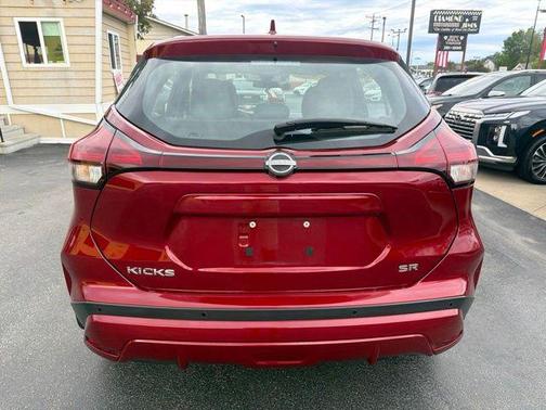 Scarlet Ember Tintcoat 2023 Nissan Kicks SR