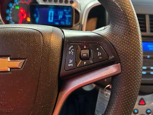2016 Chevrolet Sonic LS