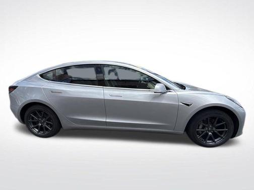 Silver Metallic 2018 Tesla Model 3 Long Range