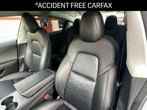 Pearl White Multi-Coat 2022 Tesla Model 3 Long Range