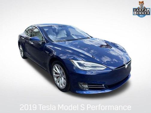 Deep Blue Metallic 2019 Tesla Model S Performance