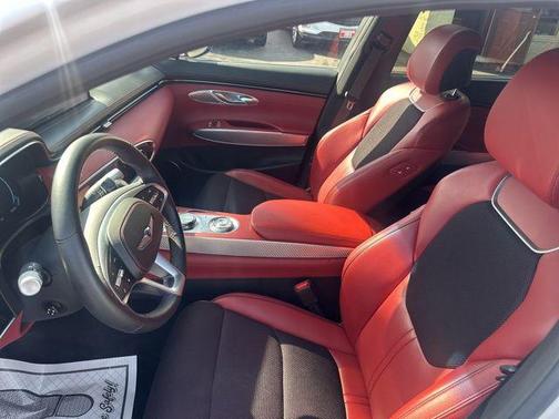 2023 Genesis GV70 2.5T AWD