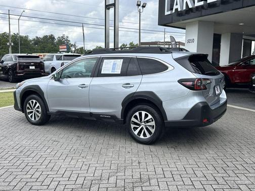 Ice Silver Metallic 2025 Subaru Outback Premium
